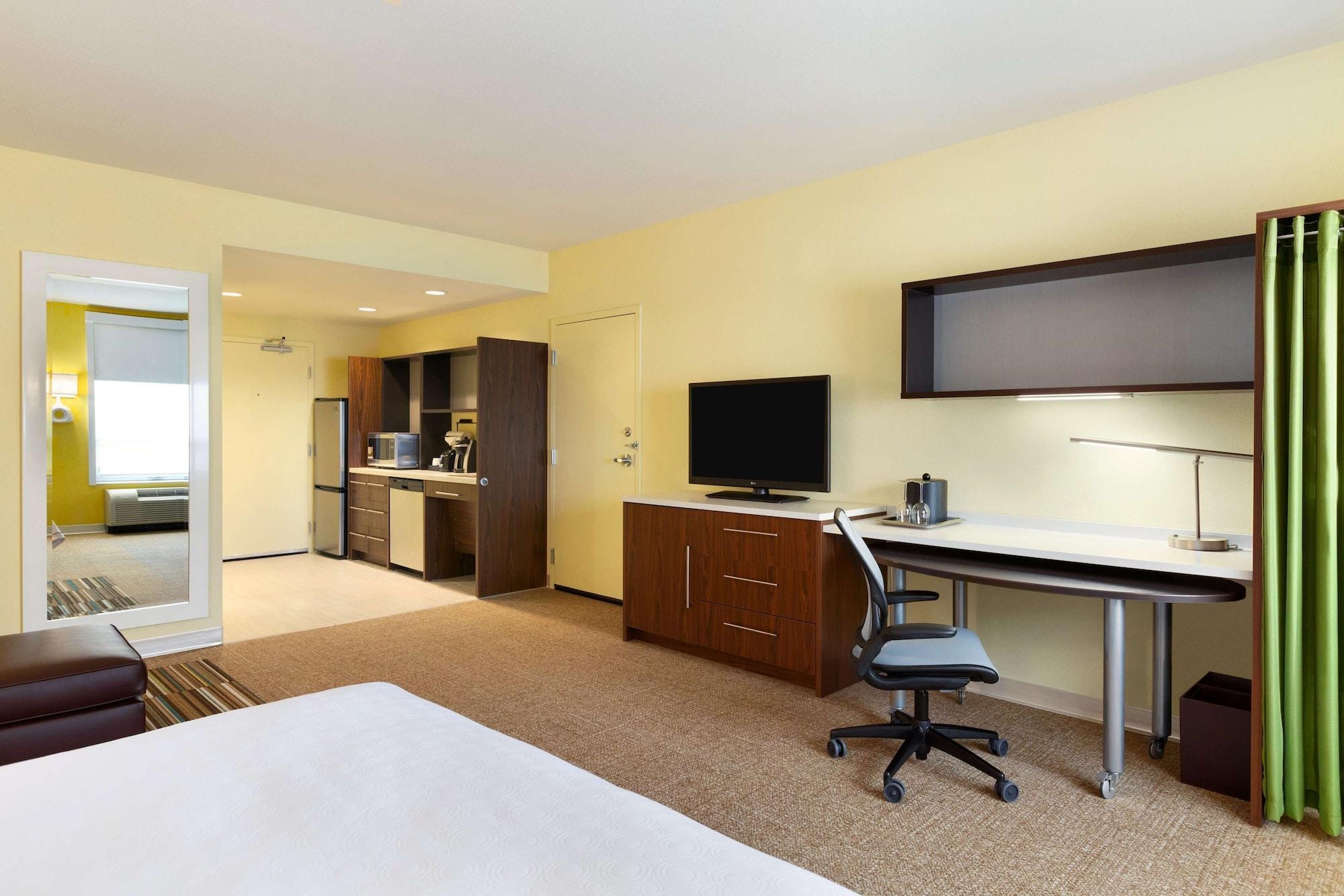 โฮมทู สวีตส์ บาย ฮิลตัน เวสต์ เอ็ดมอนตัน Hotel เอดมันตัน ภายนอก รูปภาพ