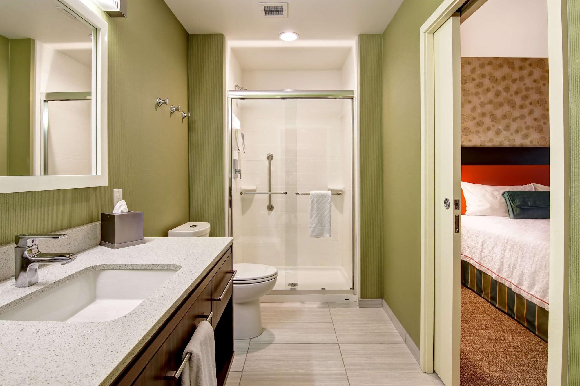 โฮมทู สวีตส์ บาย ฮิลตัน เวสต์ เอ็ดมอนตัน Hotel เอดมันตัน ภายนอก รูปภาพ